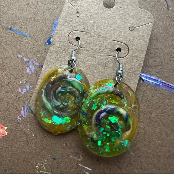Yellow Swirl Earrings - Picture 4 of 5